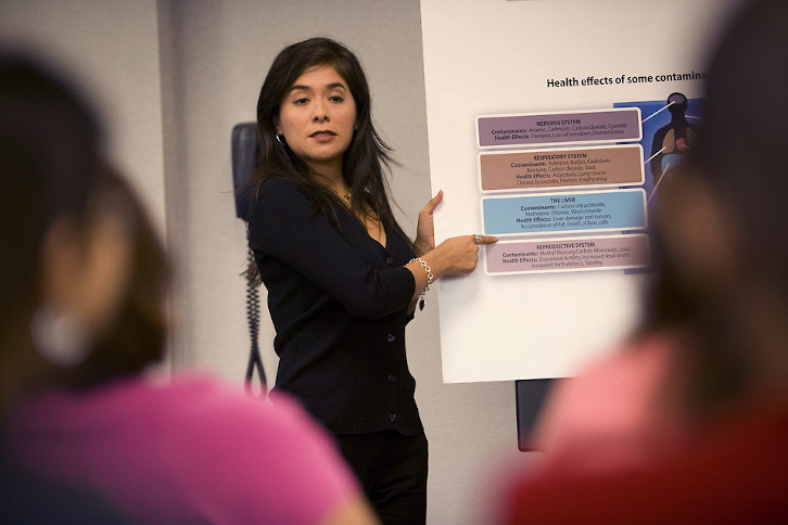 An environmental officer presenting a lecture. 